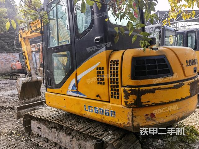 左后45(整機外觀) 左后45(整機外觀)