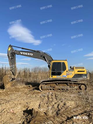 沃爾沃EC210D挖掘機(jī)