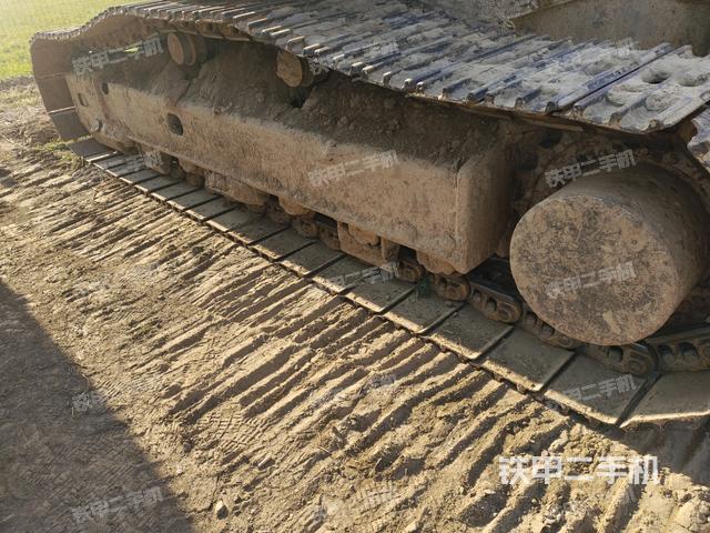 右側(cè)行走馬達(dá)蓋板(行走機(jī)構(gòu)) 右側(cè)行走馬達(dá)蓋板(行走機(jī)構(gòu))