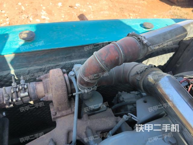 氣門室蓋螺絲特寫（上車部件）