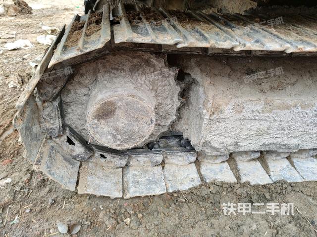 右驅(qū)動(dòng)輪（行走機(jī)構(gòu)）