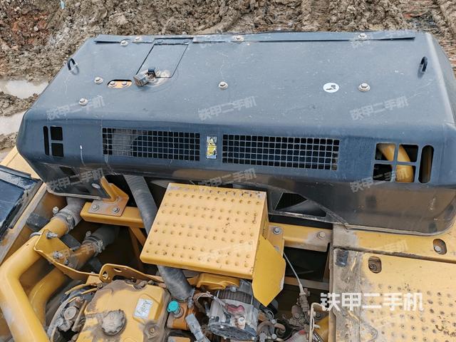 卡特彼勒340D2L挖掘机的设备实拍-第30张实拍照片