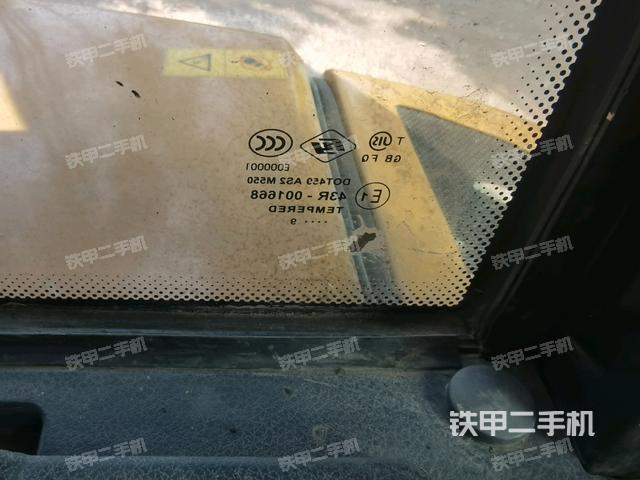 后窗玻璃角標(biāo)(駕駛室部分) 后窗玻璃角標(biāo)(駕駛室部分)