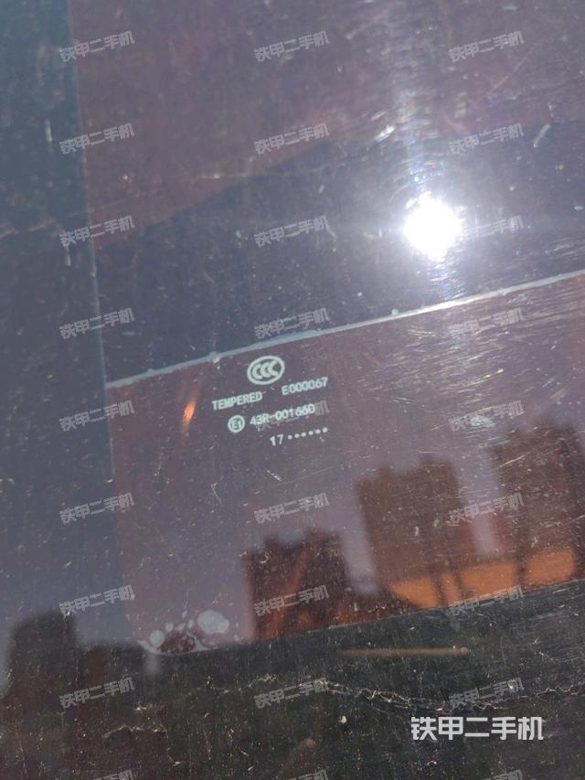 座椅后部（駕駛室部分）