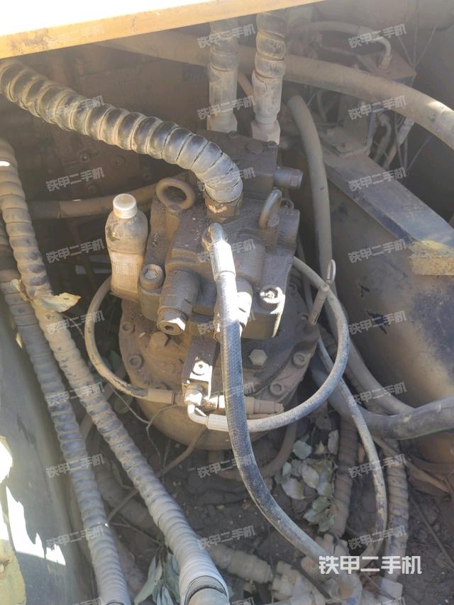 回轉(zhuǎn)馬達（上車部件）