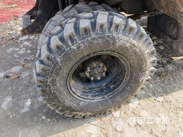 右驅(qū)動輪(行走機構(gòu)) 右驅(qū)動輪(行走機構(gòu))