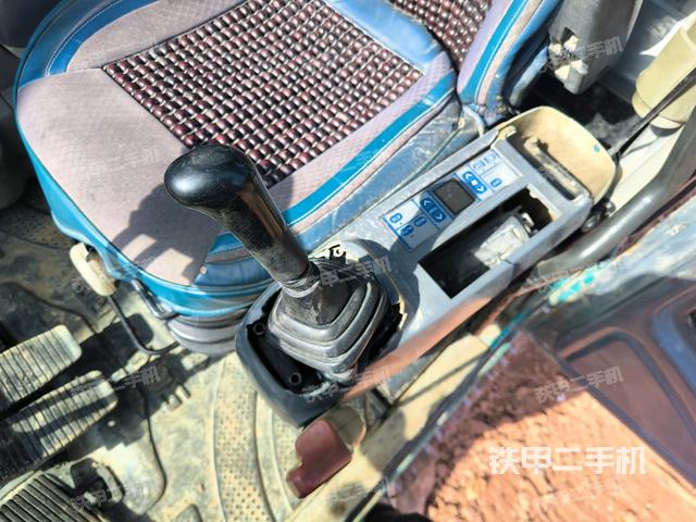 座椅后部（駕駛室部分）