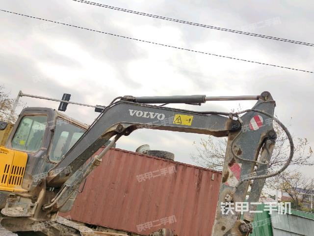 大臂整體?右側(cè)（工作和回轉(zhuǎn)裝置）