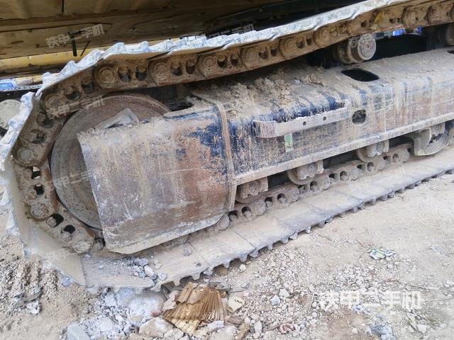 左導(dǎo)向輪（行走機(jī)構(gòu)）