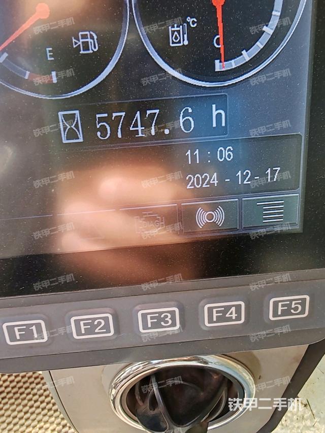 小時(shí)表(駕駛室部分) 小時(shí)表(駕駛室部分)