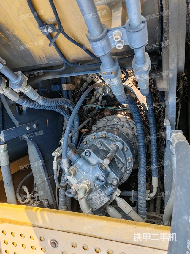 回轉(zhuǎn)馬達(dá)(上車(chē)部件) 回轉(zhuǎn)馬達(dá)(上車(chē)部件)