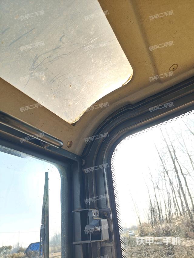 后窗玻璃角標(biāo)（駕駛室部分）