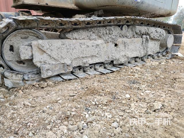 左側(cè)履帶整體?（行走機(jī)構(gòu)）