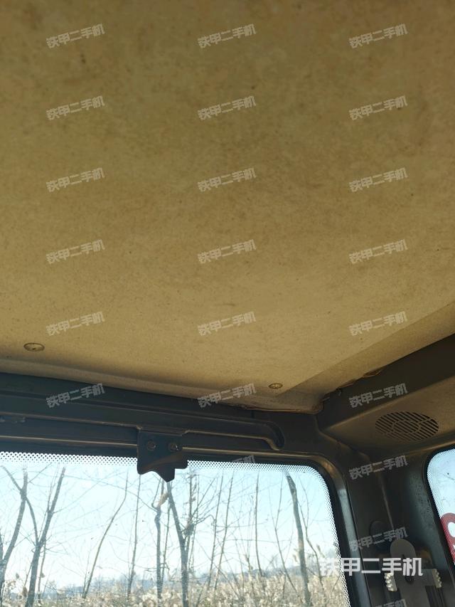 座椅后部（駕駛室部分）