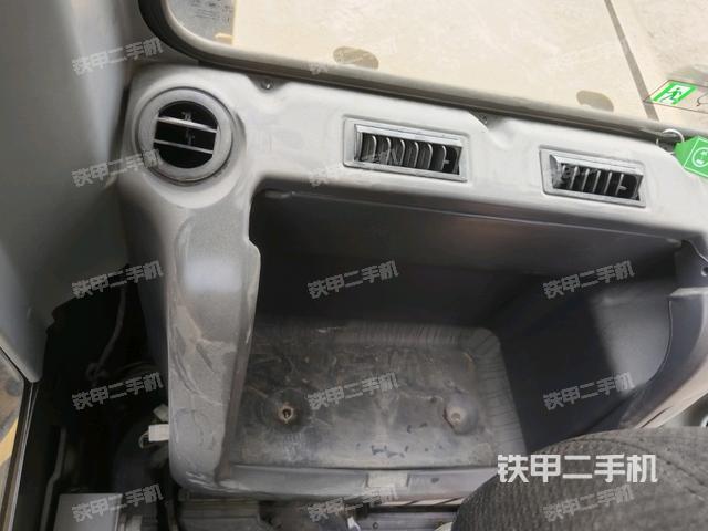 座椅后部（駕駛室部分）