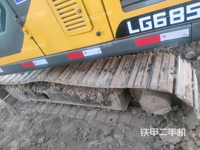 單側履帶整體(整機外觀) 單側履帶整體(整機外觀)