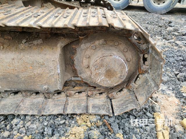 左驅(qū)動(dòng)輪（行走機(jī)構(gòu)）