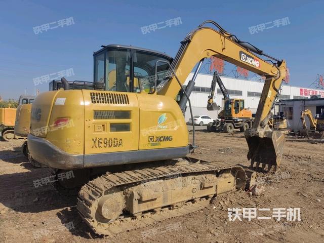 整機(jī)右后45°(整機(jī)外觀) 整機(jī)右后45°(整機(jī)外觀)