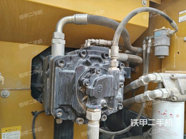 液壓泵室（大件艙室）