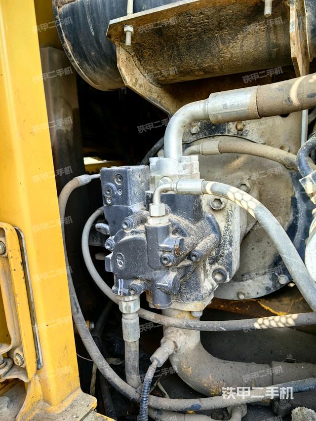 液壓泵室（大件艙室）