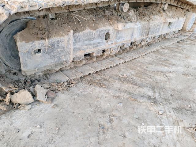 左導(dǎo)向輪（行走機(jī)構(gòu)）