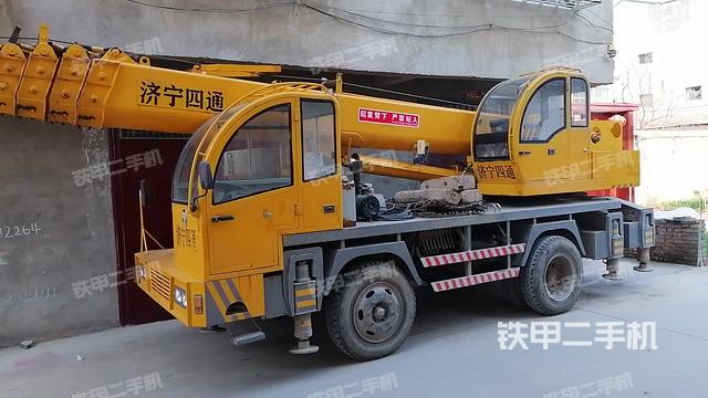 整機(jī)左側(cè)(設(shè)備外觀及核心部件) 整機(jī)左側(cè)(設(shè)備外觀及核心部件)