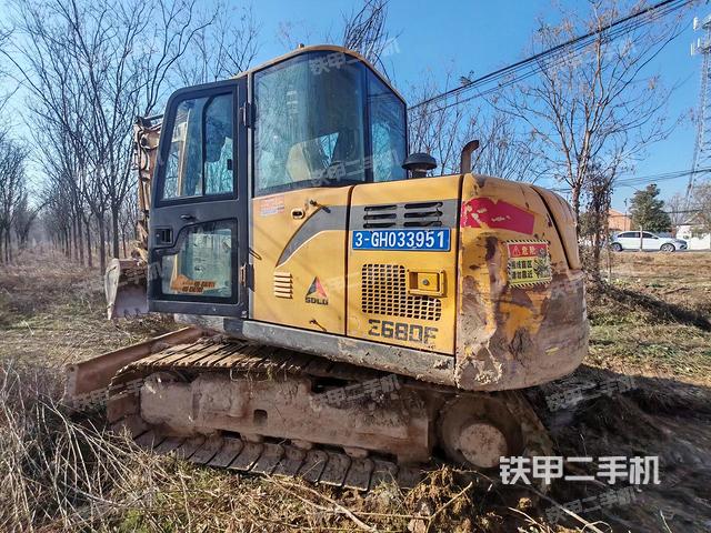 駕駛室頂部（整機(jī)外觀）