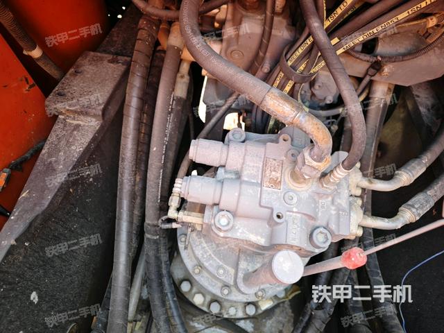 駕駛室頂部俯視（上車(chē)部件）