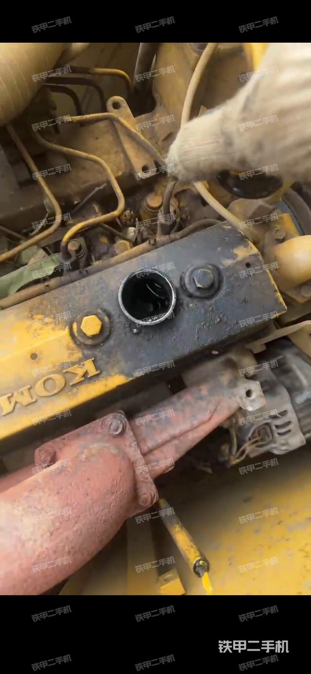 發(fā)動機(jī)整體俯視(整機(jī)外觀) 發(fā)動機(jī)整體俯視(整機(jī)外觀)