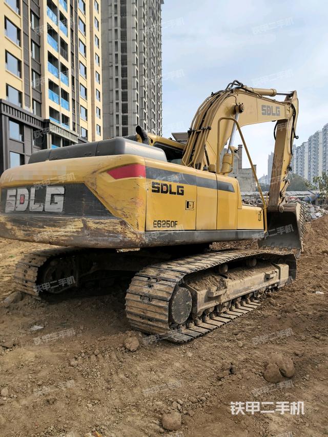 右后45（整機(jī)外觀）