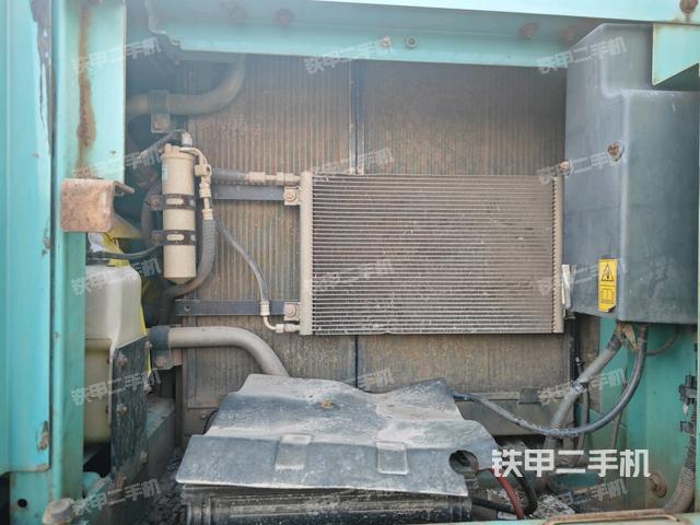 散熱器正面（大件艙室）