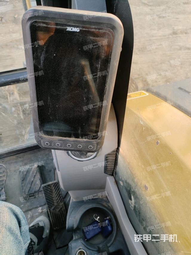 顯示屏?（駕駛室部分）