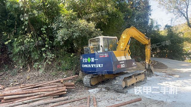 整機(jī)右后45°(整機(jī)外觀) 整機(jī)右后45°(整機(jī)外觀)