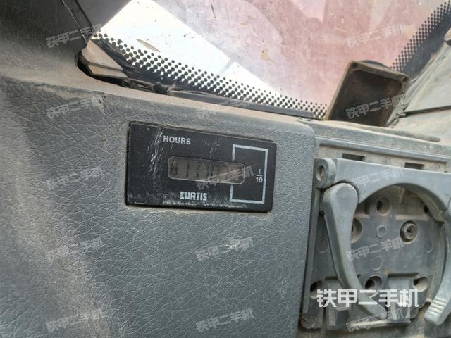 小時(shí)表(駕駛室部分) 小時(shí)表(駕駛室部分)