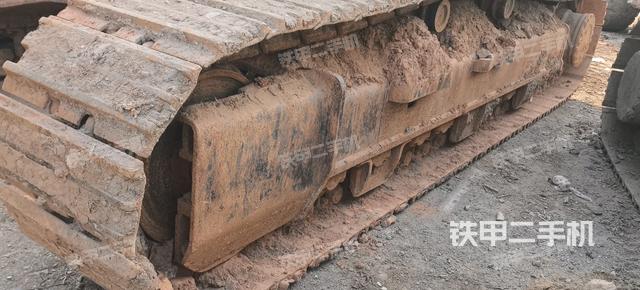 單側(cè)履帶整體（整機(jī)外觀）