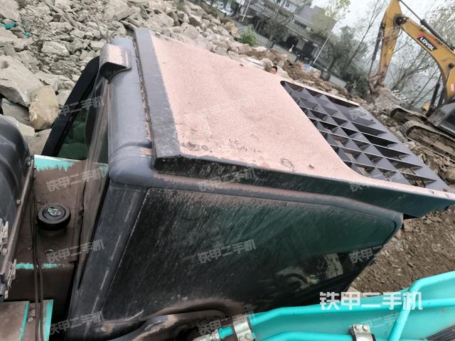 駕駛室頂部俯視(上車部件) 駕駛室頂部俯視(上車部件)