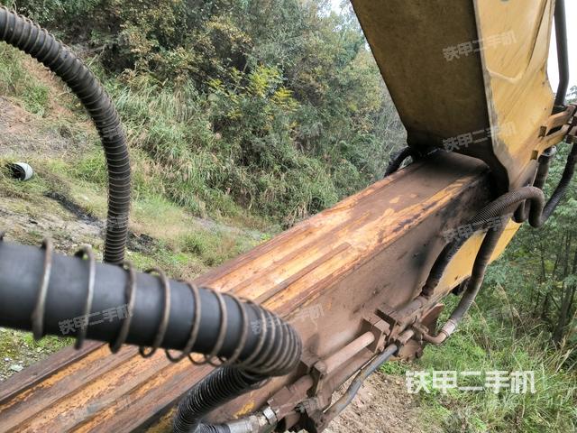 小臂整體左后（工作和回轉(zhuǎn)裝置）