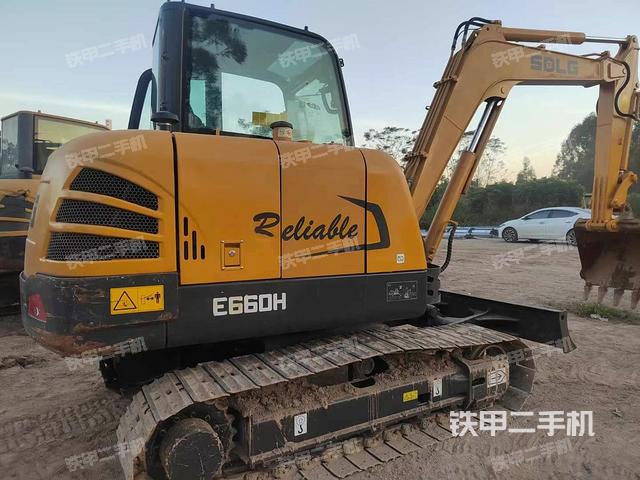 整機(jī)右后45°（整機(jī)外觀）