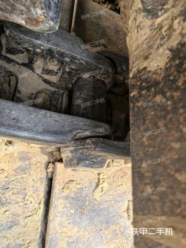 右導(dǎo)向輪（行走機(jī)構(gòu)）