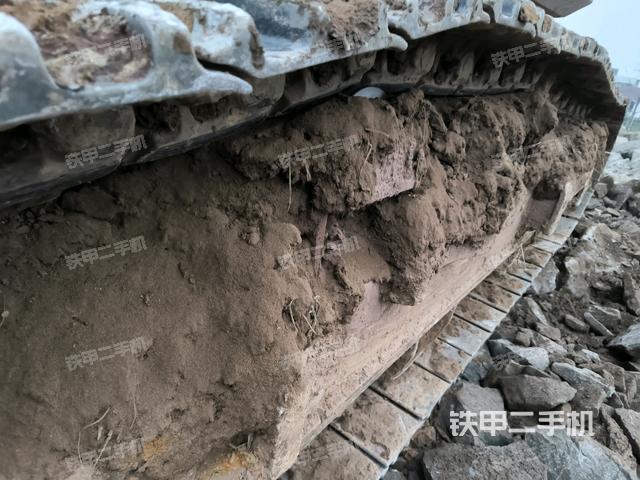 右側(cè)行走馬達蓋板(行走機構(gòu)) 右側(cè)行走馬達蓋板(行走機構(gòu))