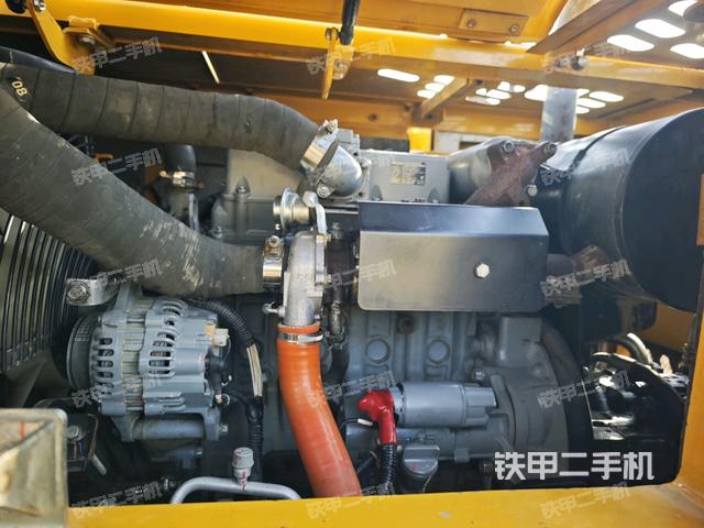 發(fā)動機整體俯視（整機外觀）