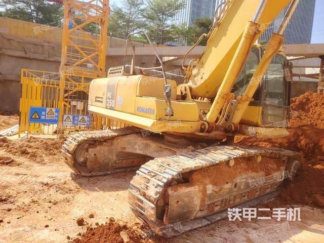 整機(jī)右后45°(整機(jī)外觀) 整機(jī)右后45°(整機(jī)外觀)