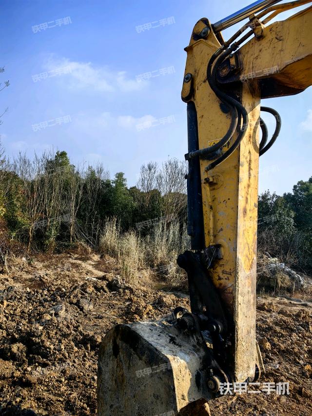 小臂整體左后（工作和回轉(zhuǎn)裝置）