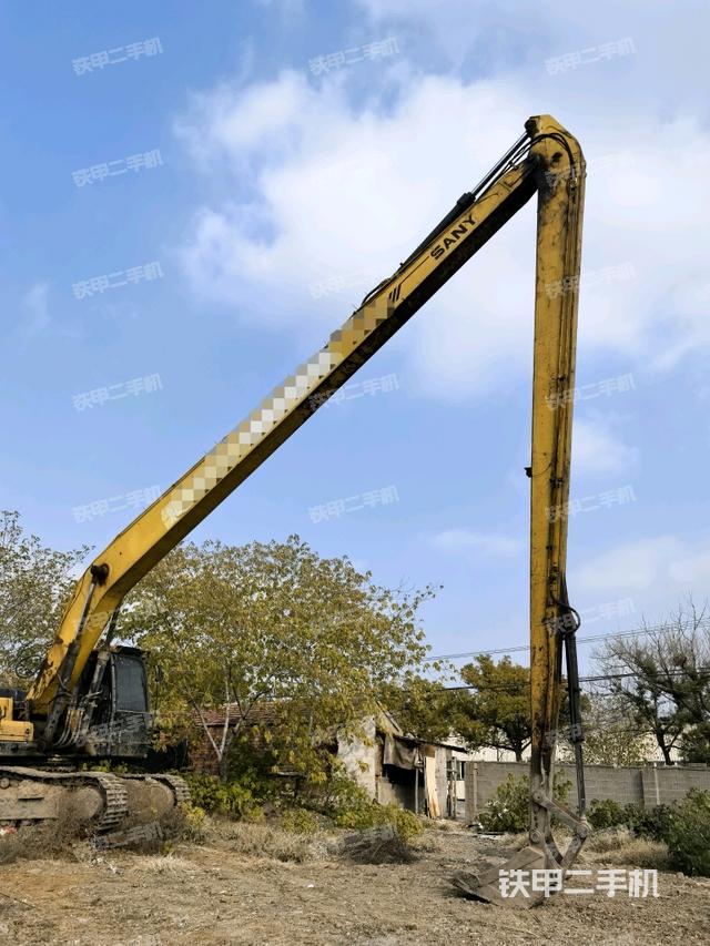 大臂整體?右側(cè)（工作和回轉(zhuǎn)裝置）