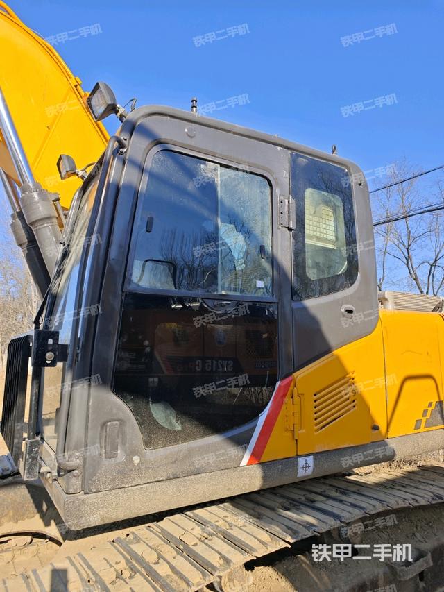 駕駛室頂部（整機(jī)外觀）