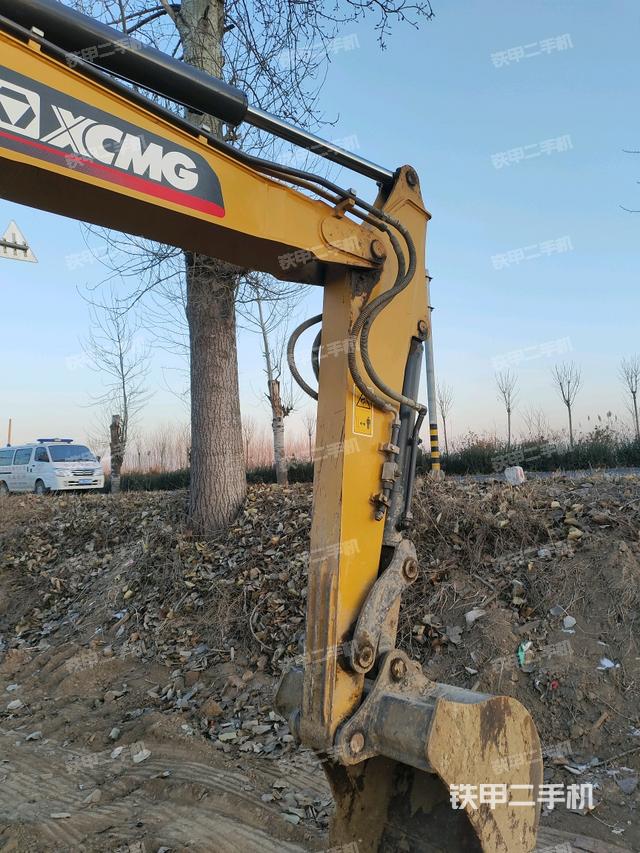 鏟斗右后整體（工作和回轉(zhuǎn)裝置）