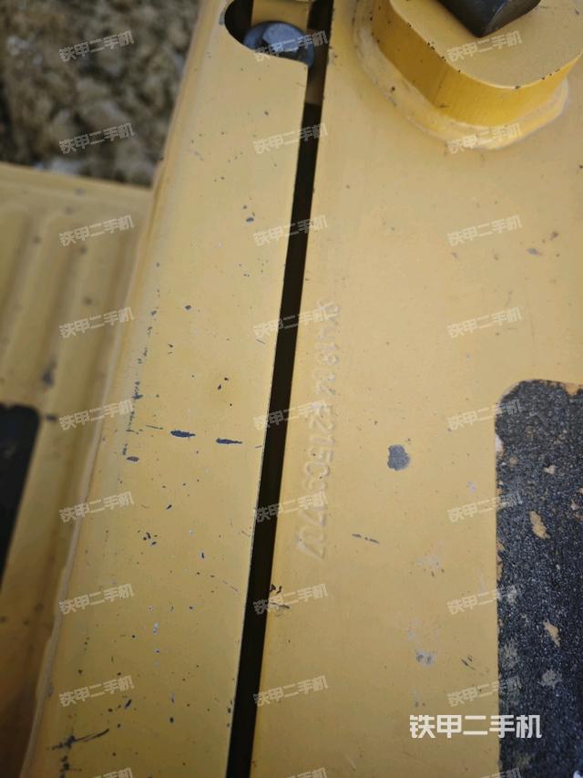 發(fā)動(dòng)機(jī)室（上車部件）