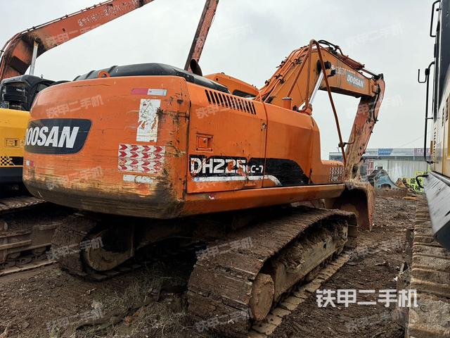 整機(jī)右后45°（整機(jī)外觀）