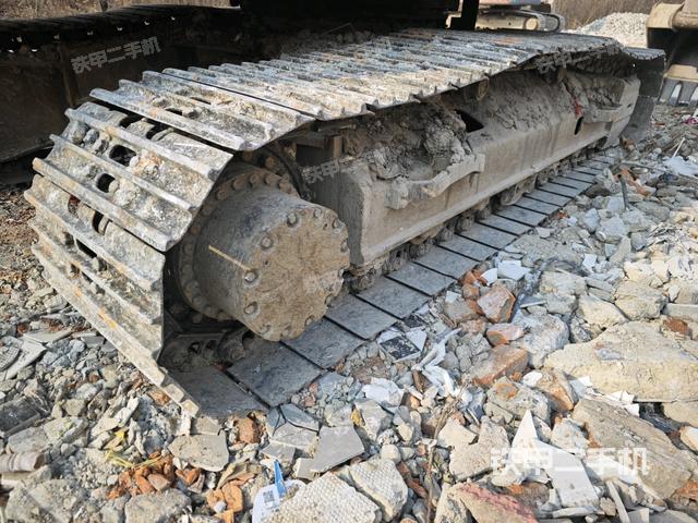 右驅(qū)動(dòng)輪（行走機(jī)構(gòu)）