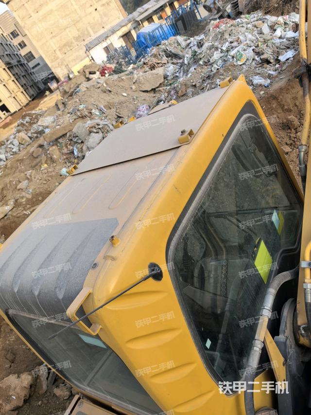 駕駛室頂部俯視（上車部件）